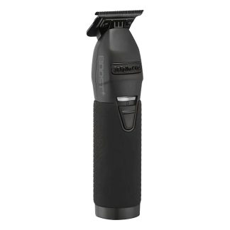 Trimmer BaBylissPRO Boost+ negro mate, vista en ángulo sobre fondo blanco